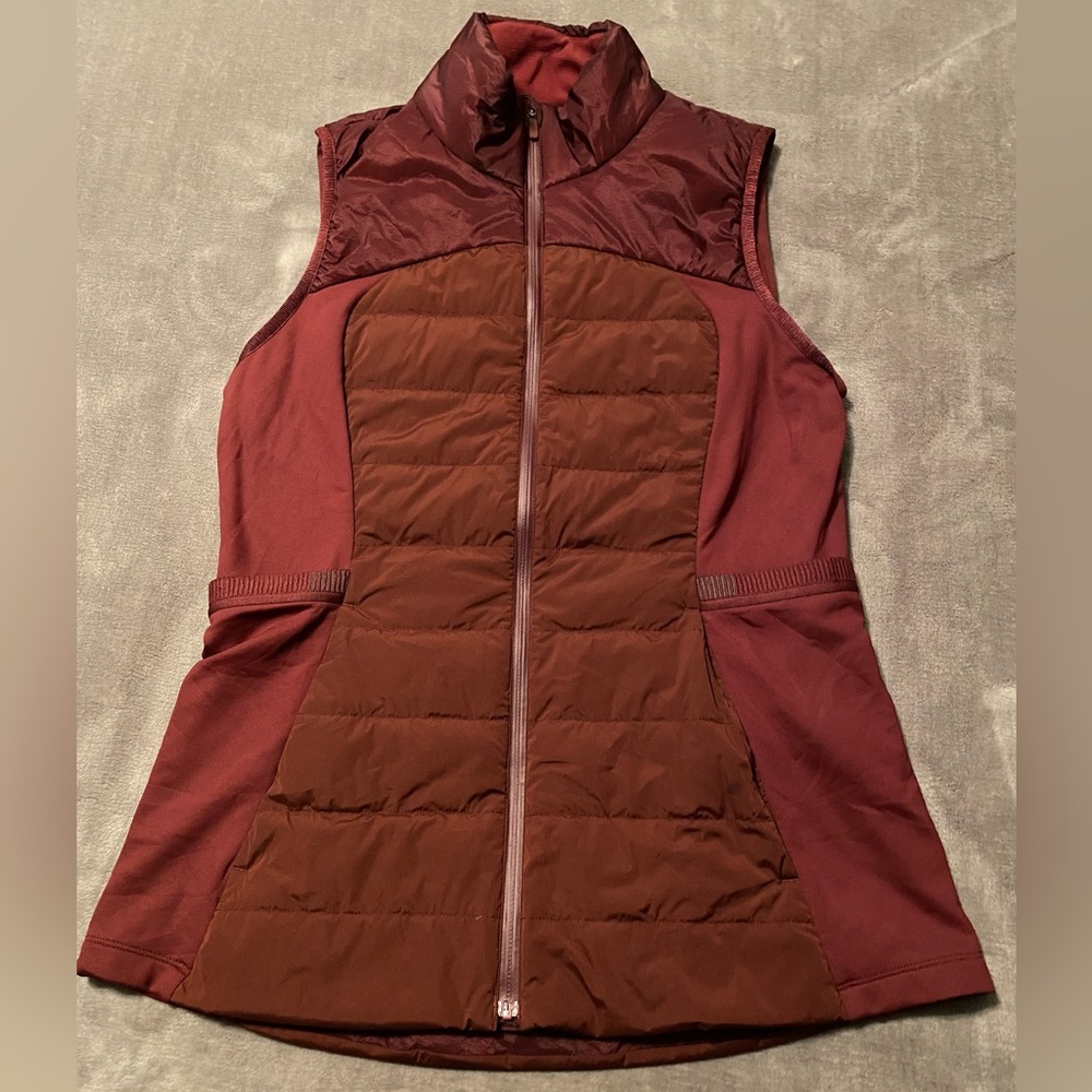VEUC Lululemon Down For If All Vest size 10